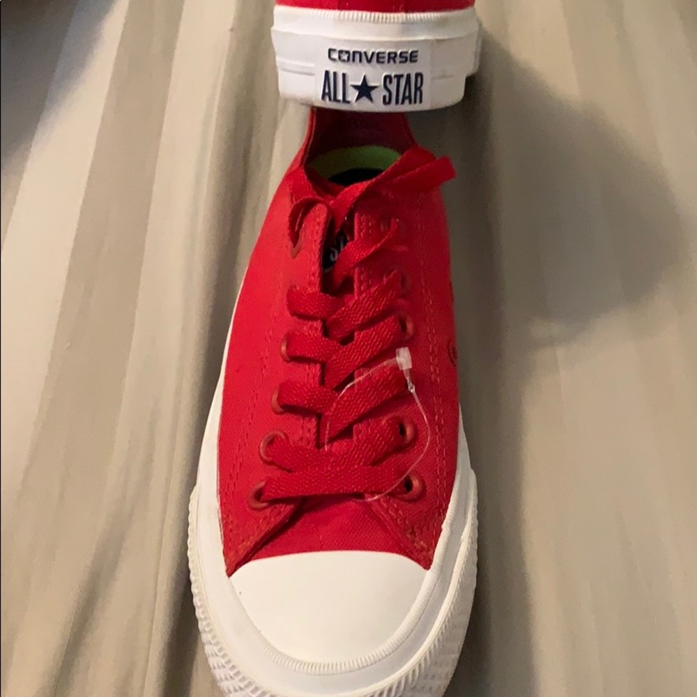Boys Chuck 2’s! Red and white NWT converse